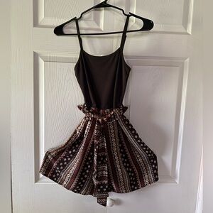 SHEIN Ribbed V-Neck Tank in Deep Brown